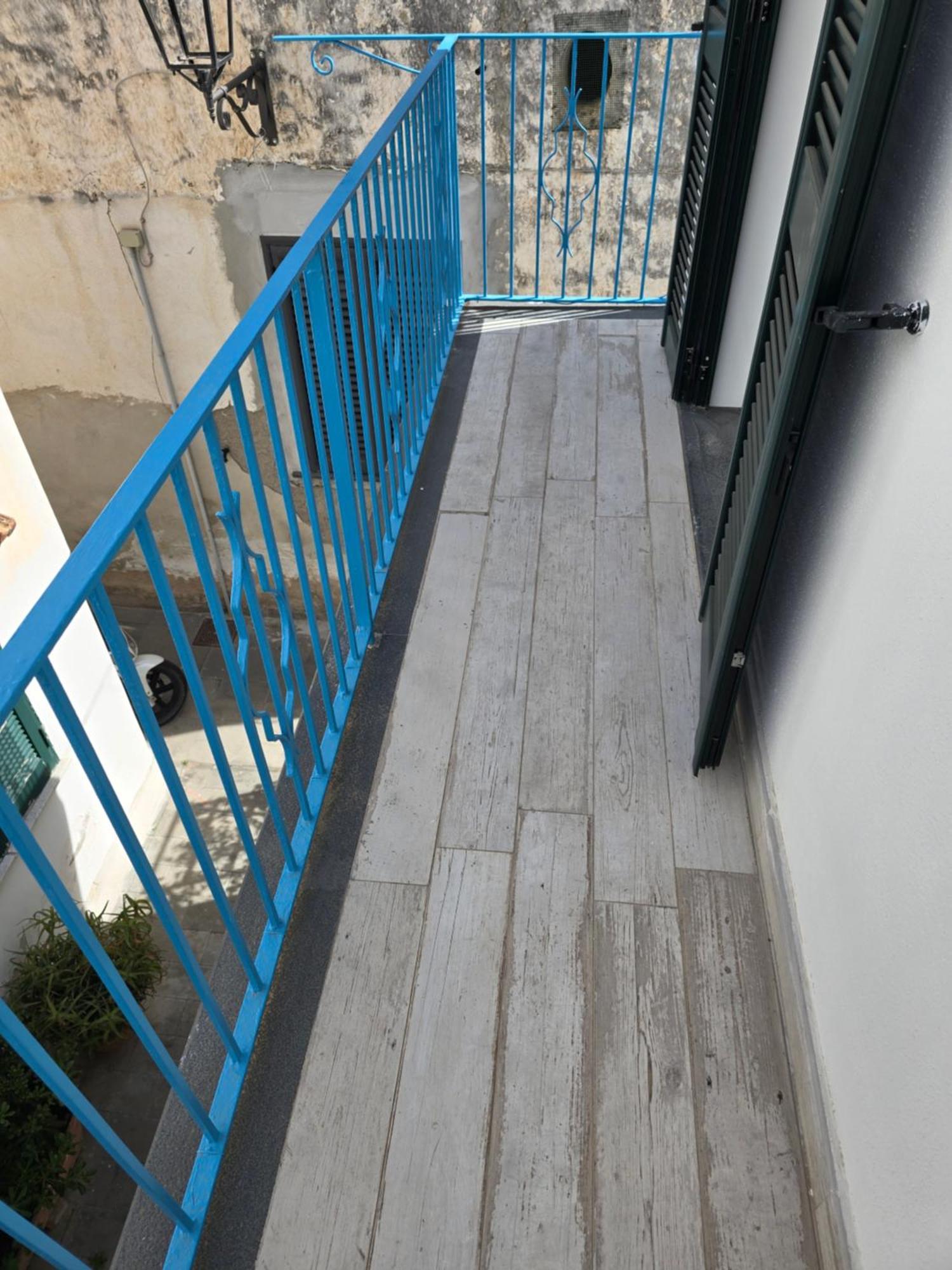 La Casa Di Giuliana Primo Piano Con Balcone Ischia Exterior foto
